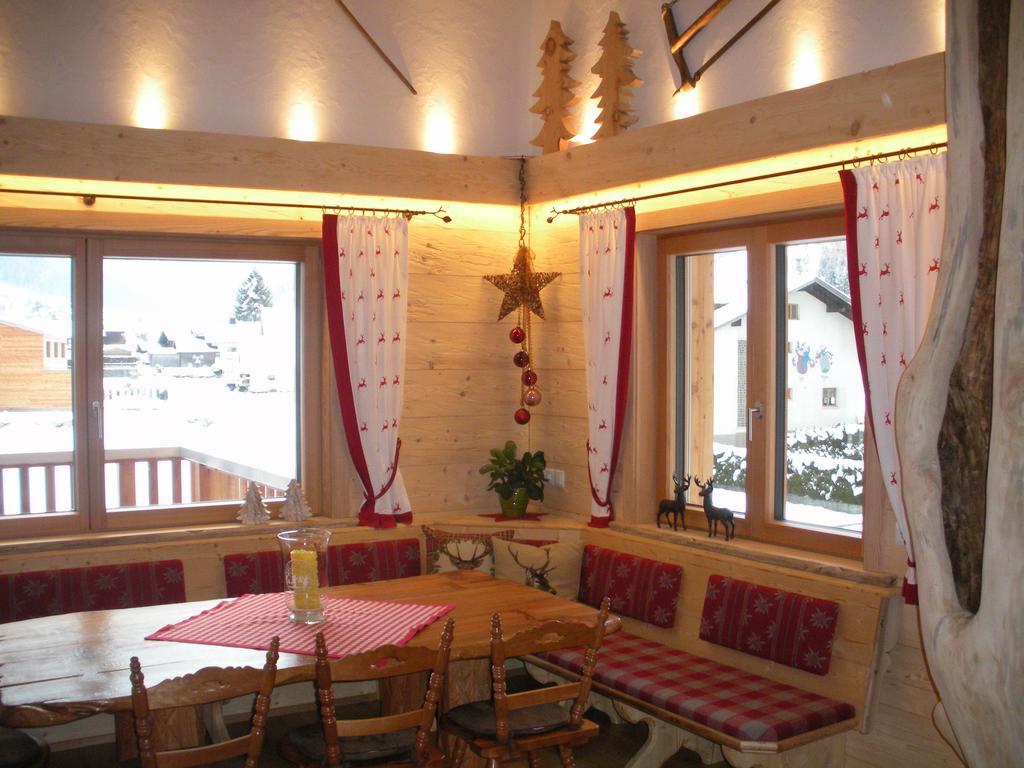 Ferienwohnung Chalet Edelweiss Montafon ซังคท์กัลเลนเคียร์ช ห้อง รูปภาพ