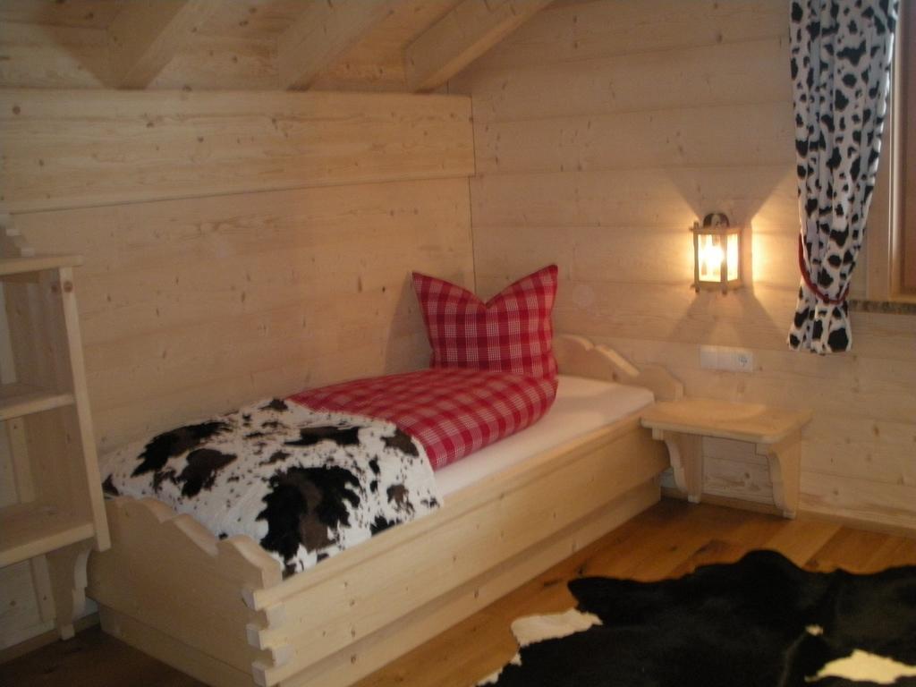 Ferienwohnung Chalet Edelweiss Montafon ซังคท์กัลเลนเคียร์ช ห้อง รูปภาพ
